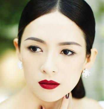 玛丽莲梦露经典红唇妆 2017用开运红唇点缀好运气