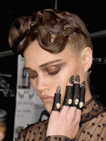 2017最奢华的美甲图片