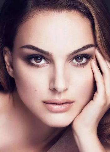 2017年最流行眉形图片