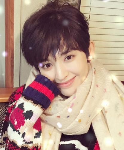 古力娜扎又换新发型了？难道中长发是2017年流行趋势