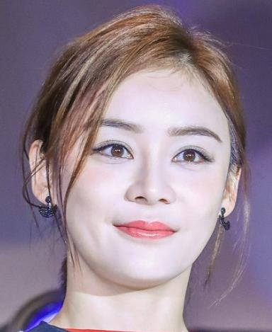 情人节斩男有妙招 西柚色和裸眼妆是最好的利器 情人节斩男有妙招 西柚色和裸眼妆是最好的利器