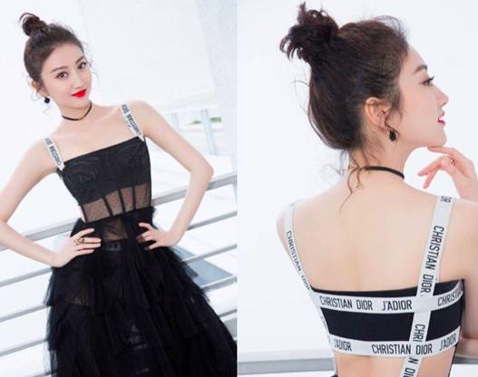 景甜扎上减龄丸子头颜值开挂 一路美出新高度