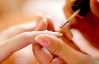 美甲后如何保养和护理 美甲后如何保养和护理