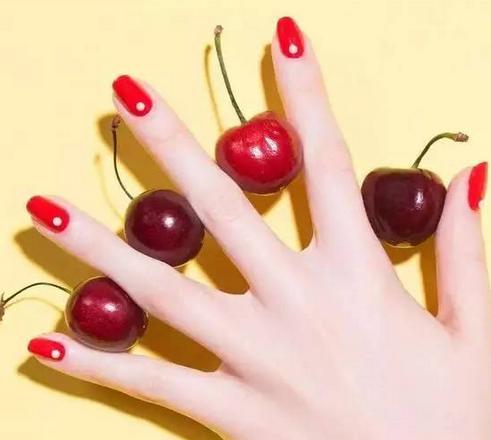 2017时尚潮流美甲图片