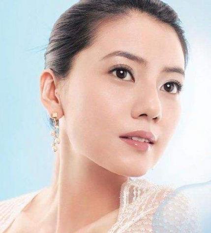 如何给肌肤补水？不同肌肤的补水方法赶快get