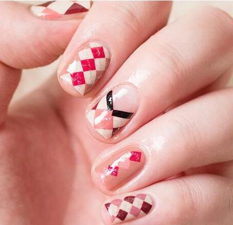 经典格纹美甲教程图解