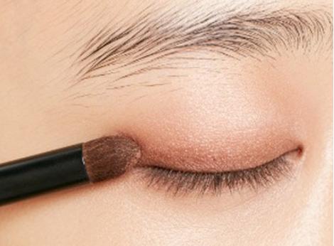 眼影怎么搭配好看 眼影怎么搭配好看