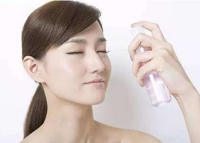 敏感肌肤如何补水