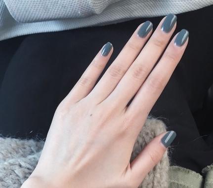 学会指甲搭配法则 巧妙搭配颜色让你成时尚焦点