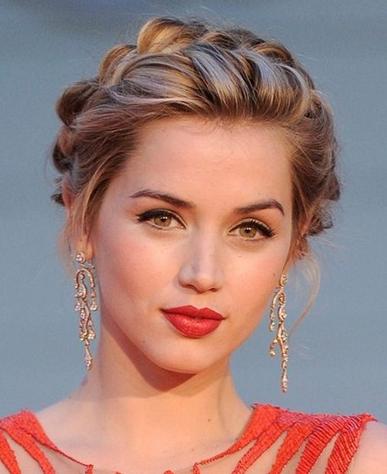 尴尬长度的头发怎么扎