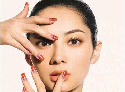 春季如何护肤 教你春季美容护肤小窍门