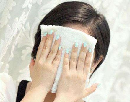 热毛巾敷脸能天天用吗 热毛巾敷脸能天天用吗