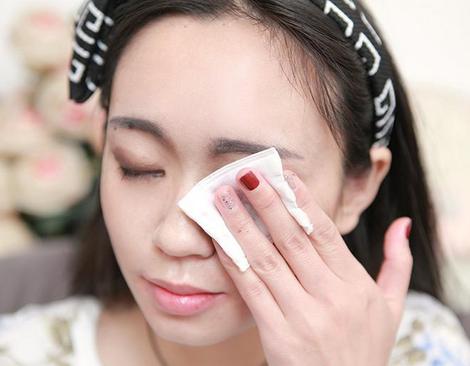 不化妆到底要不要卸妆 不化妆到底要不要卸妆