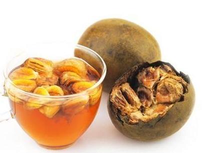 罗汉果泡水喝的功效与禁忌 罗汉果泡水喝的功效与禁忌