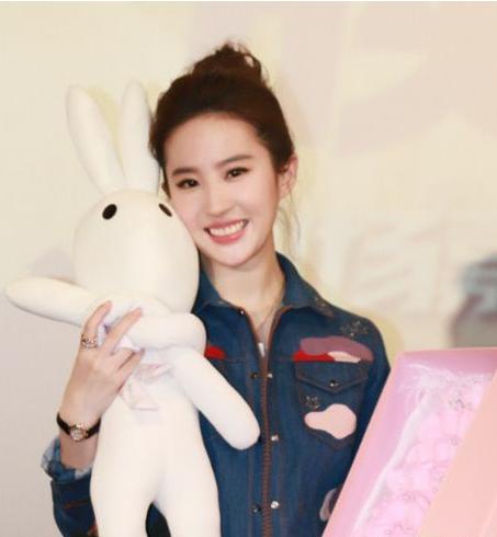 没有刘海的好看发型