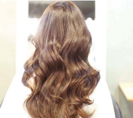 中长卷发发型图片2017