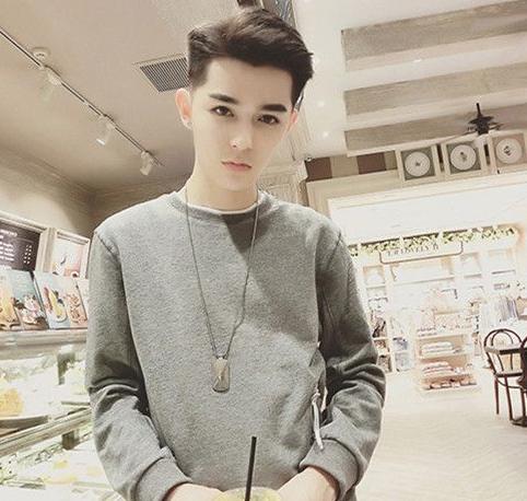 2017流行发型男短发