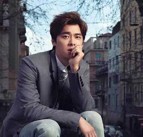 2017流行发型男短发