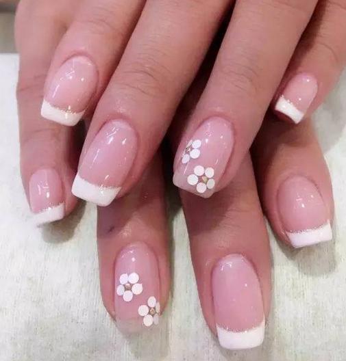 美甲2017新款图片 爆款美甲图案给让你美到尖叫