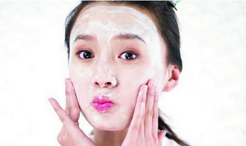 维生素e敷脸有什么功效 维生素e敷脸有什么功效
