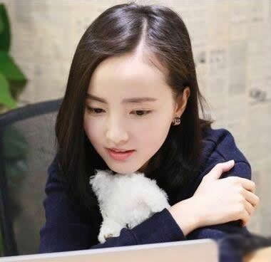 漂亮的中长发型图片