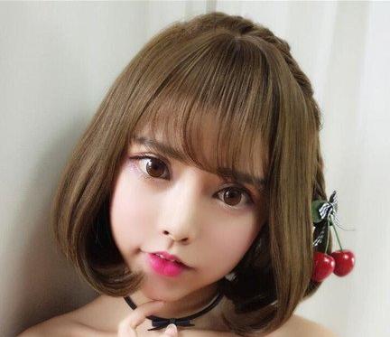 波波头内扣发型图片 减龄波波头染发更添时尚感