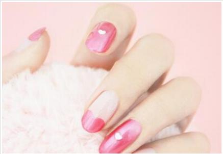 红色美甲图片2017款式