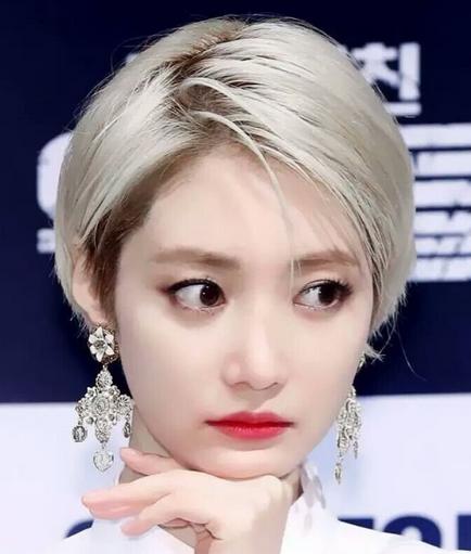 韩国流行的头发颜色