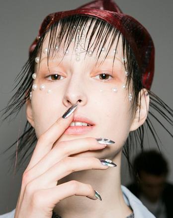 2017美甲流行趋势图片