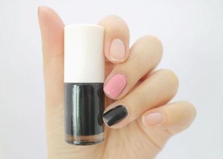 简单美甲教程步骤 笑脸美甲让好心情永驻指尖