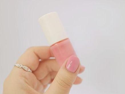 简单美甲教程步骤 笑脸美甲让好心情永驻指尖