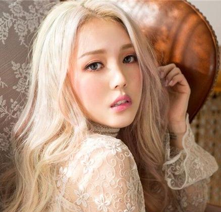 2017春季流行什么发型颜色