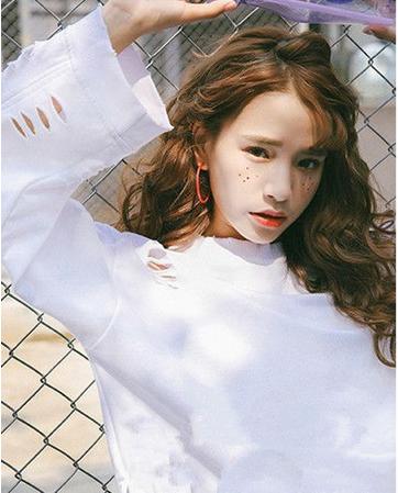 卷发分为哪几种卷？拿着这些卷发图片及名称去找发型师