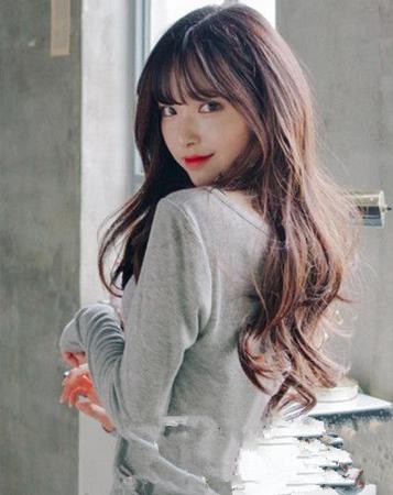 卷发分为哪几种卷？拿着这些卷发图片及名称去找发型师