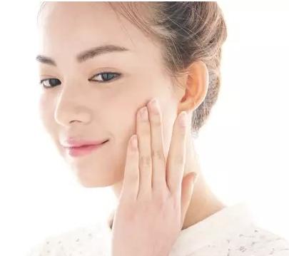 卸妆油的正确使用方法