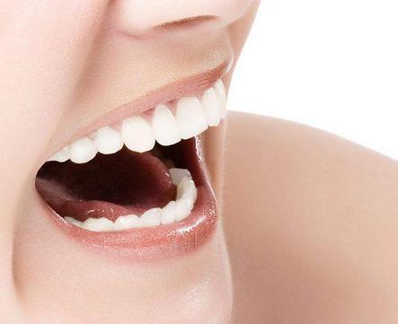 矫正牙齿的最佳年龄:牙齿矫正的三个阶段不容错过