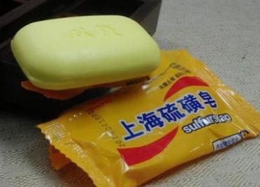 用什么洗脸去痘 用什么洗脸去痘