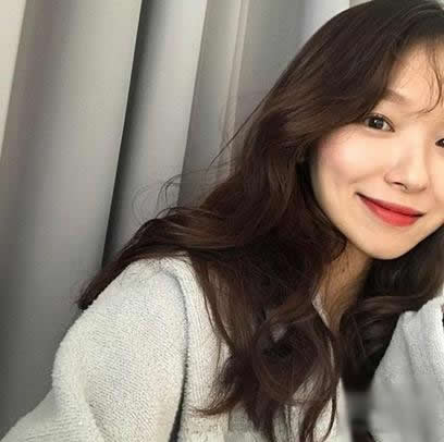 2017流行卷发发型图片