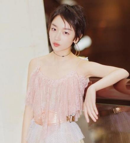 周冬雨最新发型怎么弄