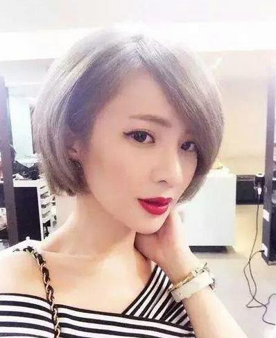 短发什么颜色好看图片