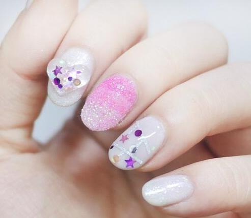 怎样做美甲简单又好看