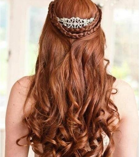 女生烫发发型图片