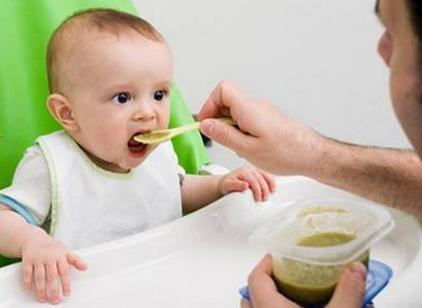 五个月宝宝辅食制作 五个月宝宝辅食制作