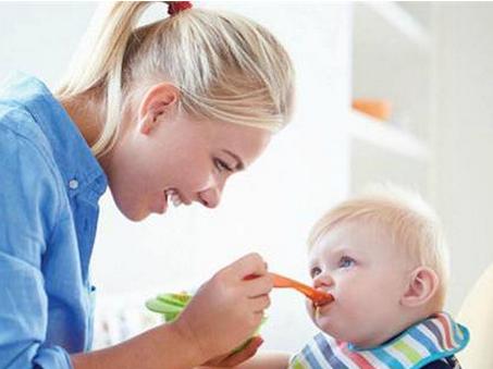 五个月宝宝辅食制作 五个月宝宝辅食制作