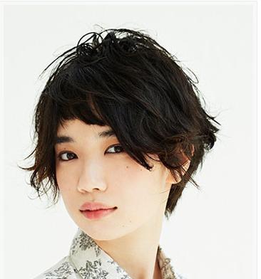 适合圆脸的短发发型