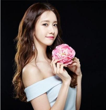 圆脸留什么发型好看