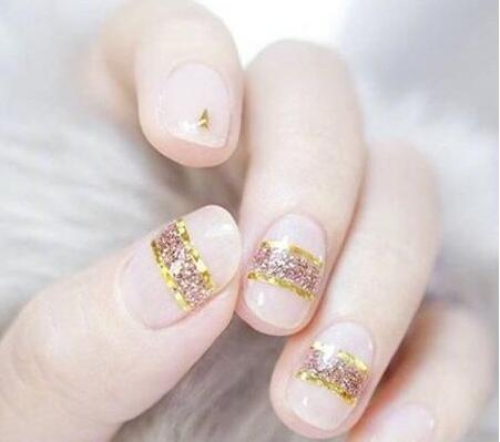 春季美甲图片2017款式