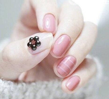 春季美甲图片2017款式