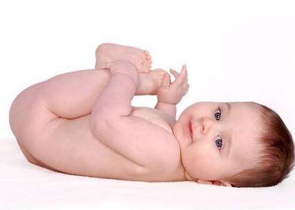 三个月的宝宝发育标准 三个月的宝宝发育标准