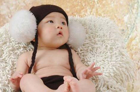 三个月的宝宝发育标准 三个月的宝宝发育标准